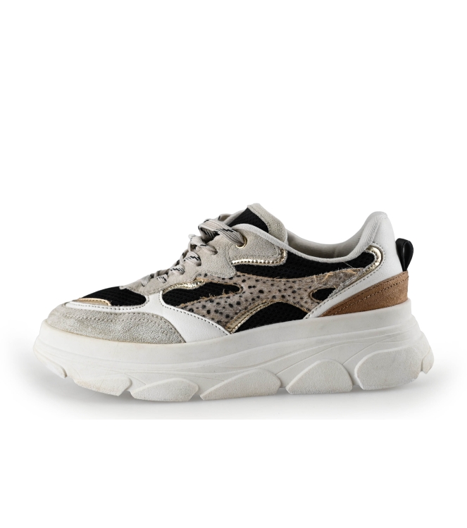Sub55 Sneakers