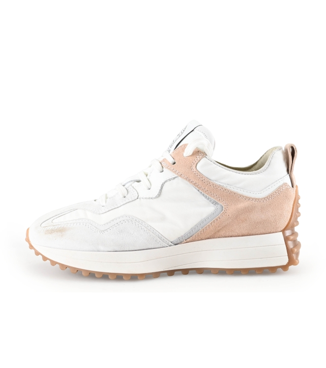 Omoda Sneakers