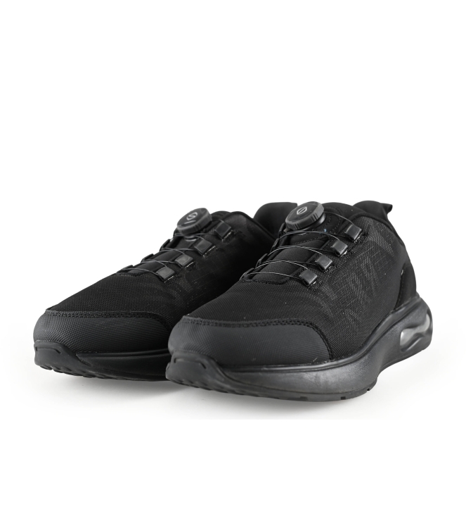 Red-Rag Sneakers