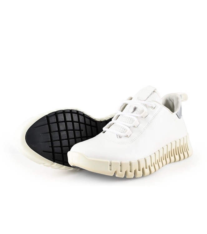 Ecco Sneakers