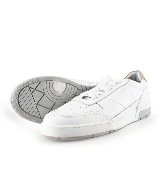 Victoria Sneakers