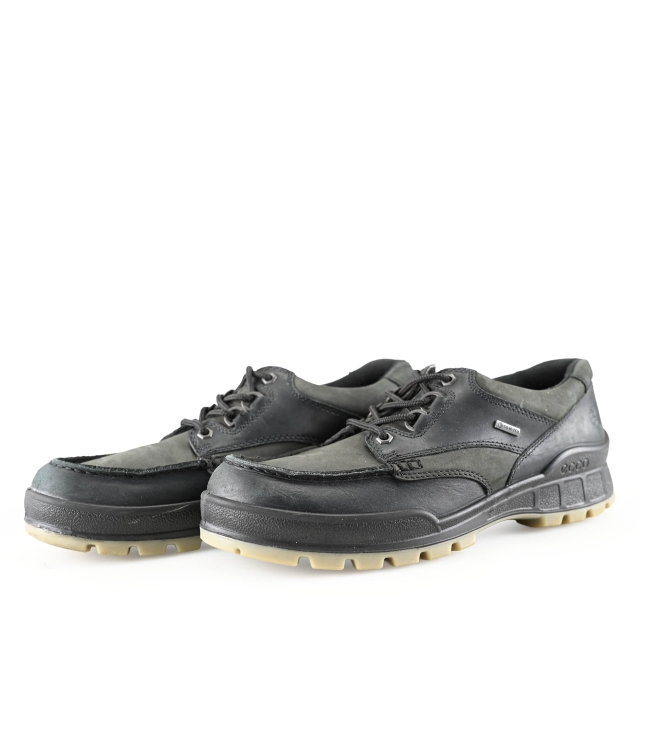 Ecco Sneakers