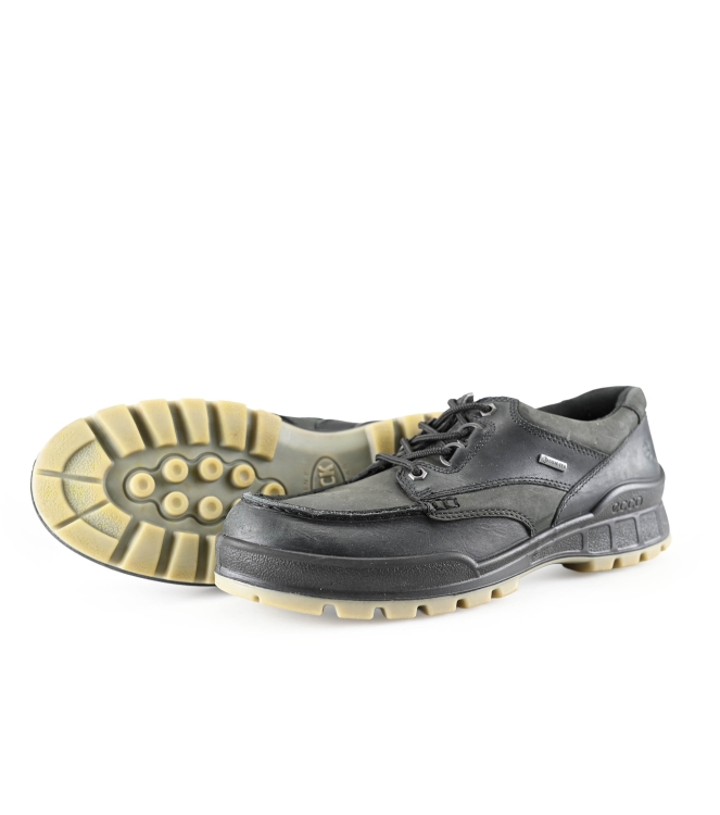 Ecco Sneakers