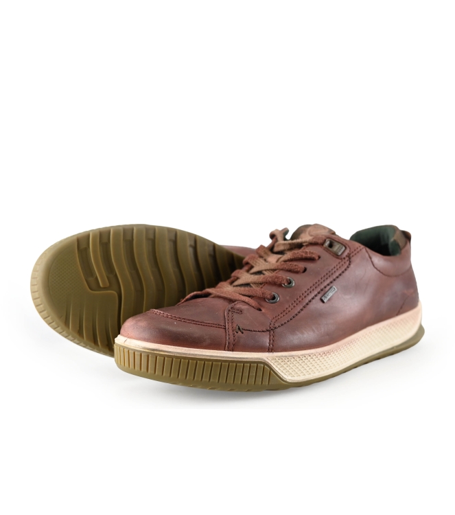 Ecco Sneakers