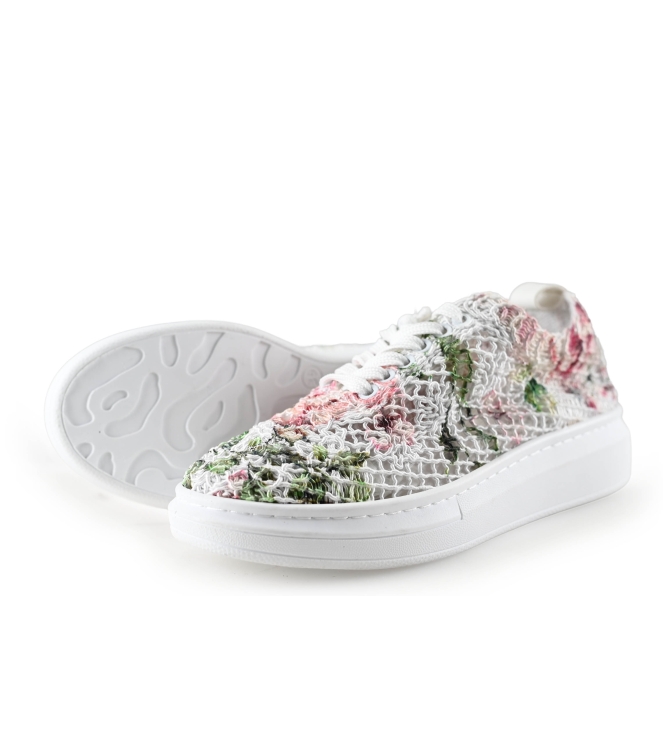 Mustang Sneakers