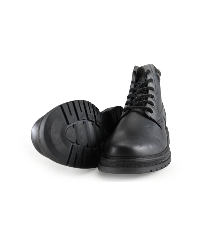 Outfielder Veterboots