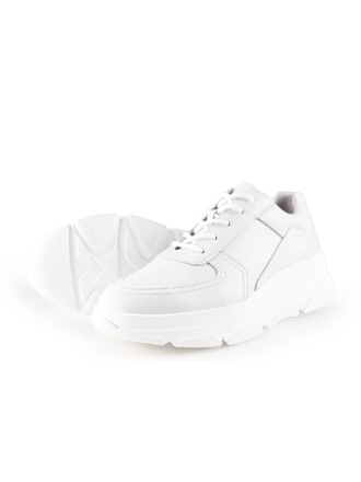 Bridge Sneakers