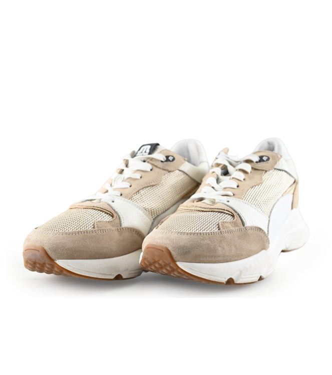 Maruti Sneakers