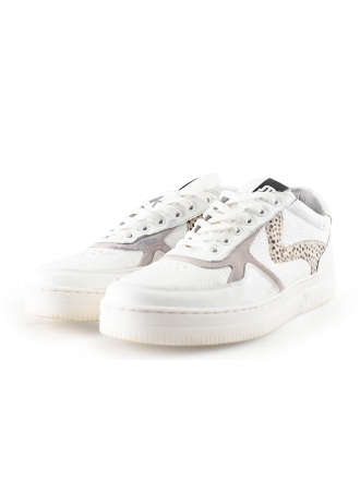 Maruti Sneakers