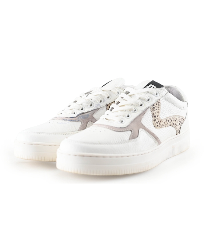 Maruti Sneakers