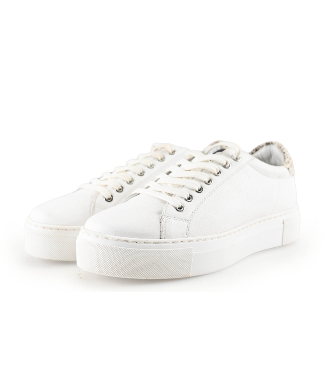 Maruti Sneakers