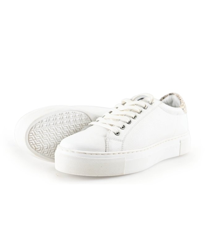 Maruti Sneakers