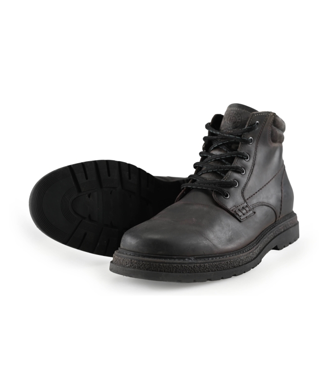 Outfielder Veterboots