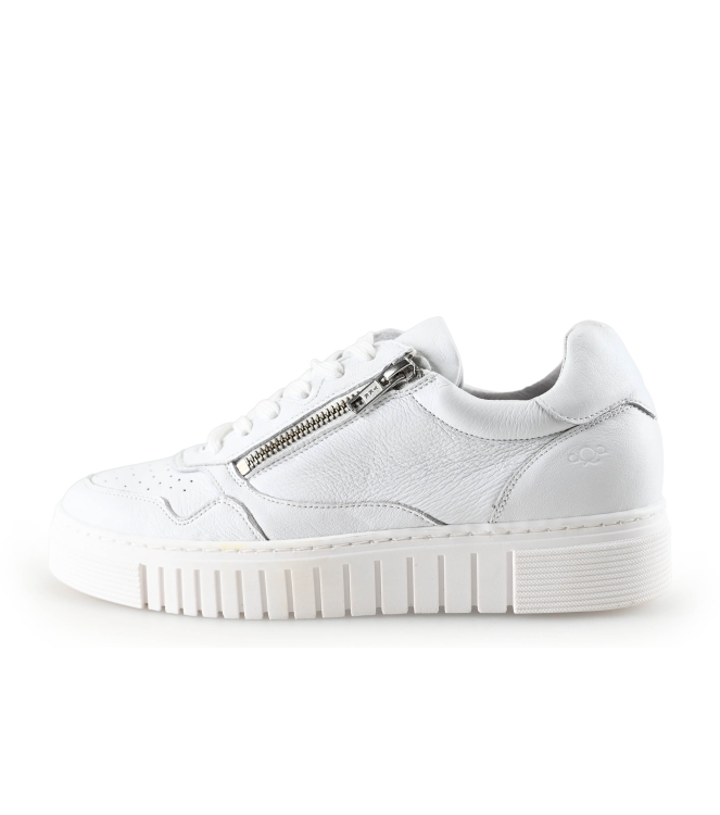 AQA Sneakers