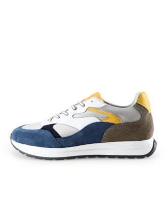 Vertice Sneakers