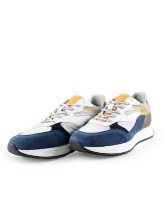 Vertice Sneakers