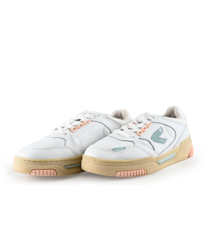 Hub Sneakers