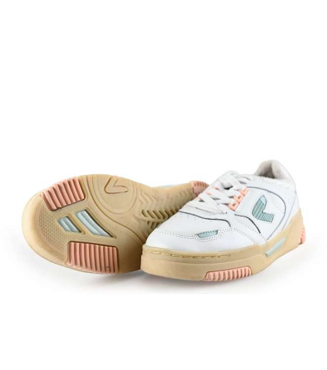 Hub Sneakers