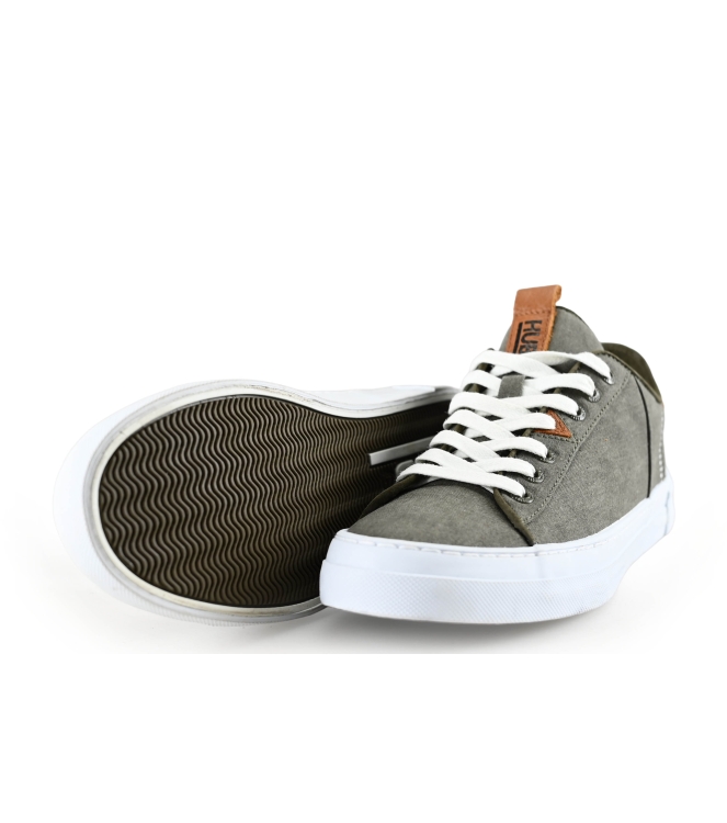 Hub Sneakers