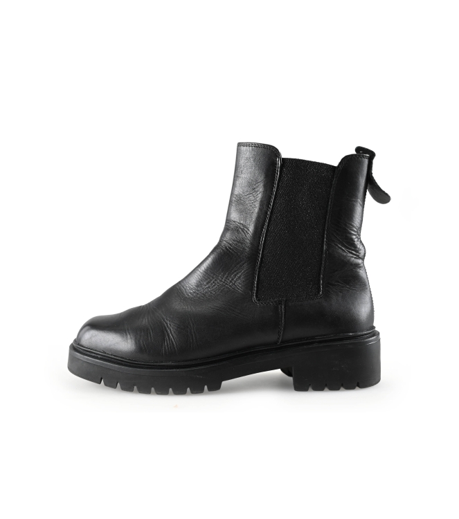 Tamaris Chelsea boots