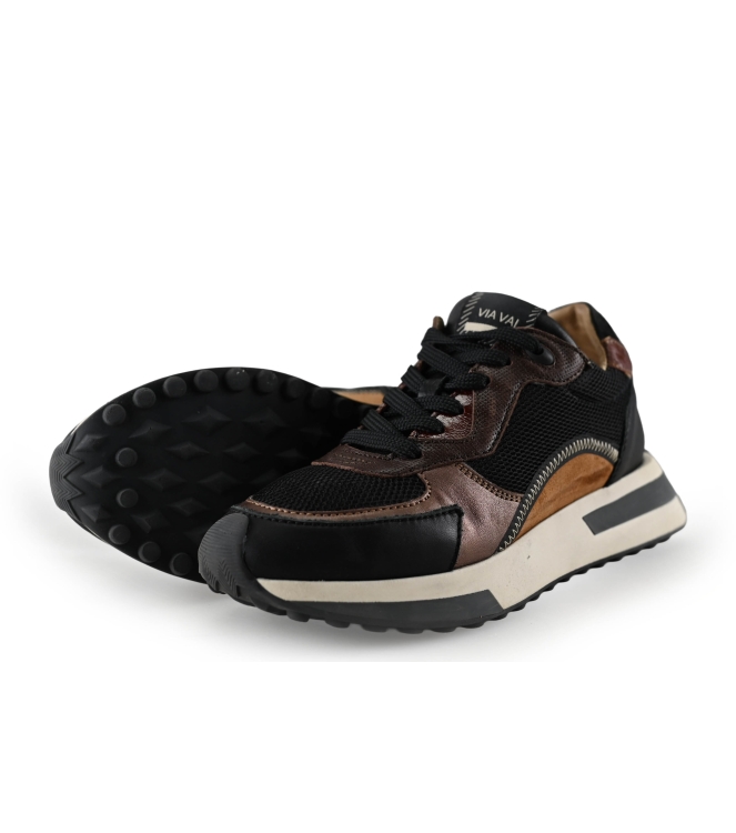 VIA VAI Sneakers
