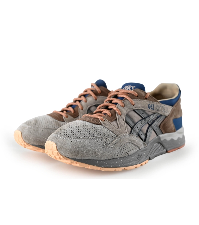 Asics Sneakers