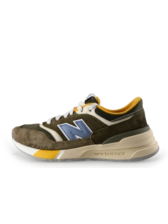 New Balance Sneakers