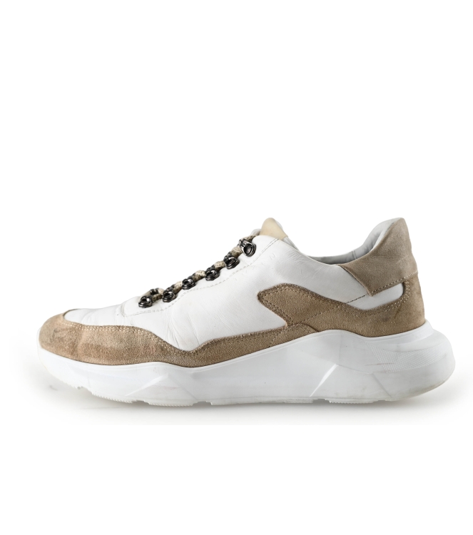 Tozen Sneakers