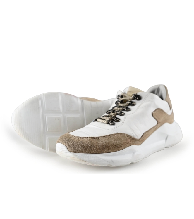Tozen Sneakers