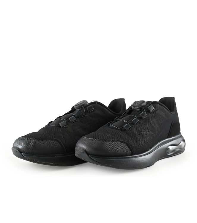 Red-Rag Sneakers