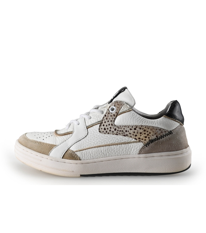 Maruti Sneakers