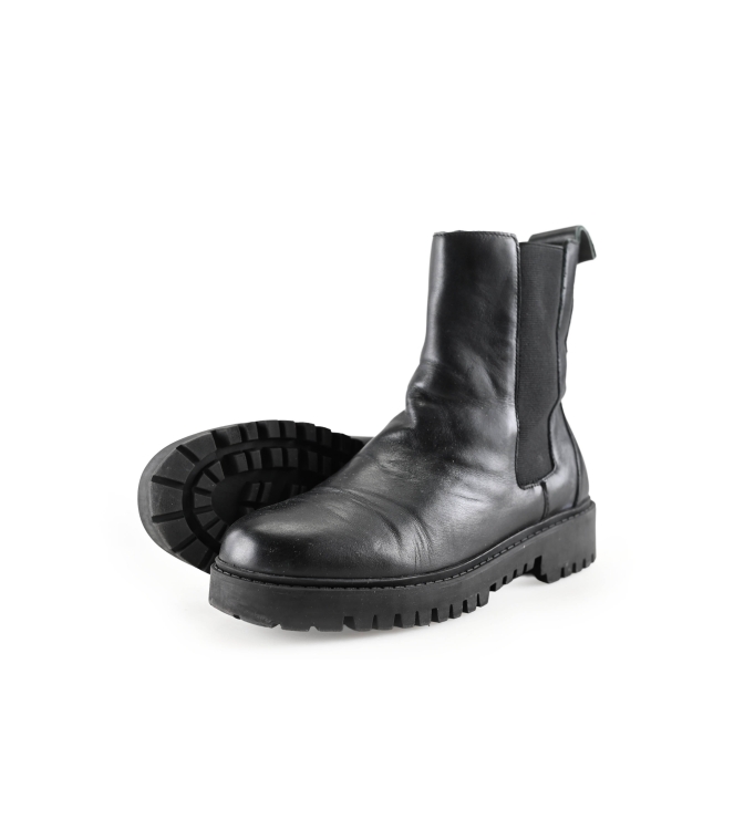 Guess Chelsea boots