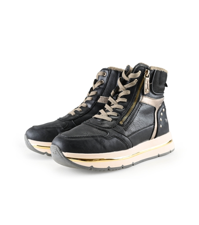 Mustang Sneakers