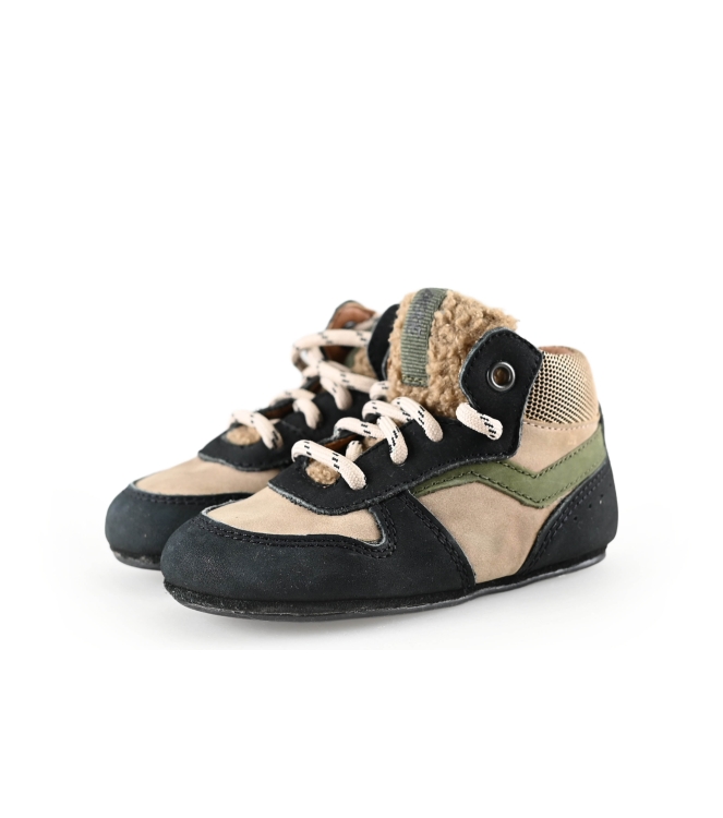 IK-KE Sneakers