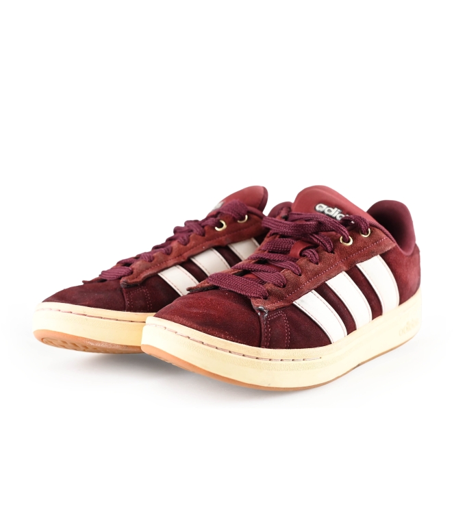 Adidas Sneakers