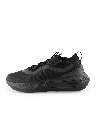 Under Armour Sneakers