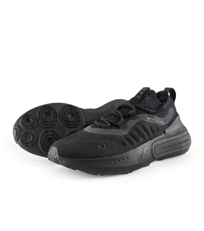 Under Armour Sneakers