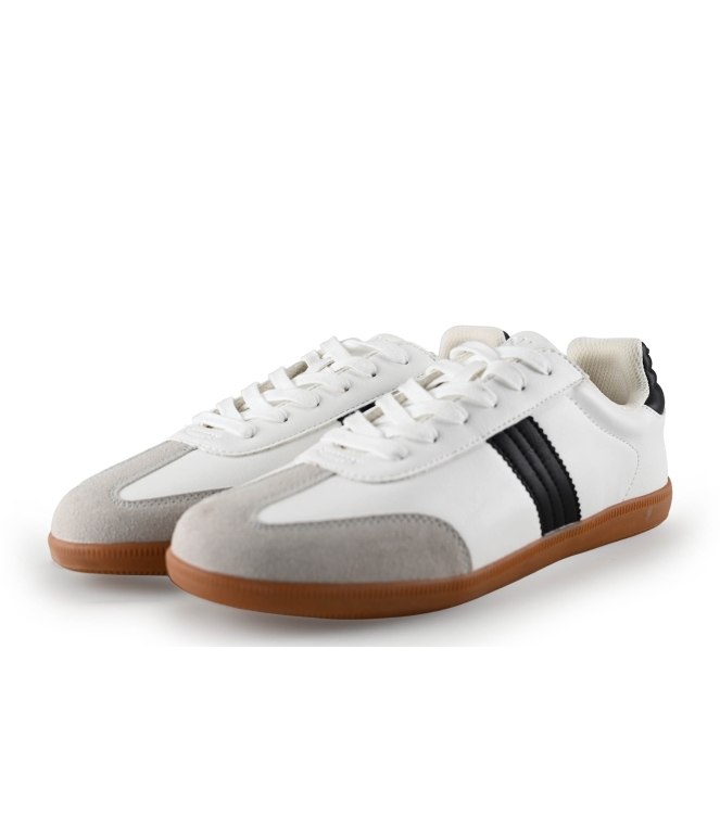Only Sneakers