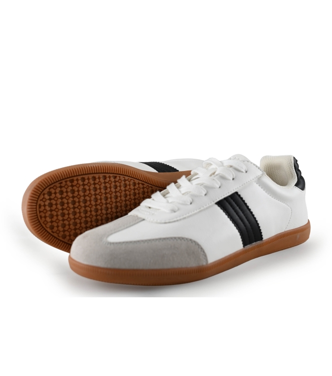 Only Sneakers