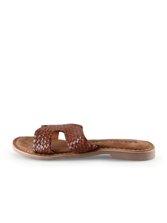 Lazamani Pumps