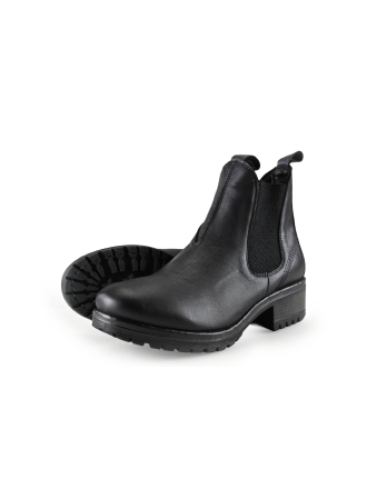 Travelin Chelsea boots