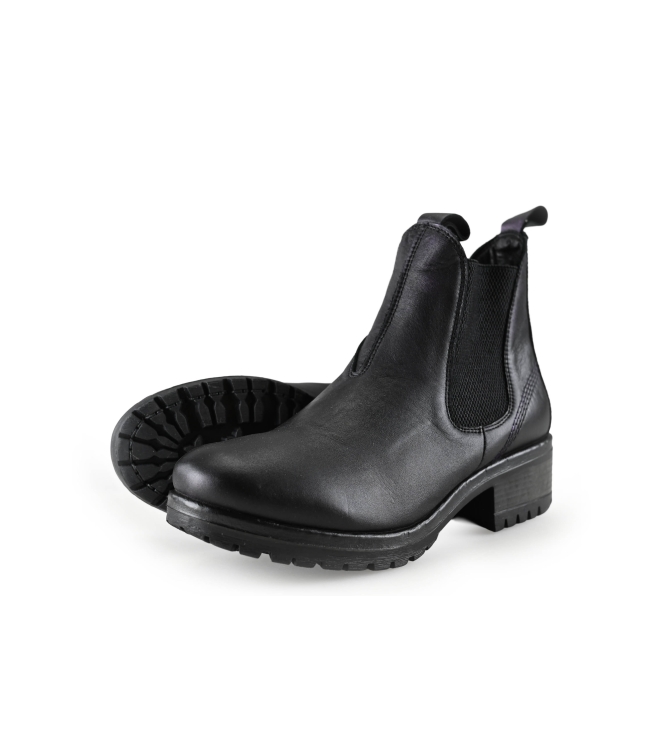 Travelin Chelsea boots