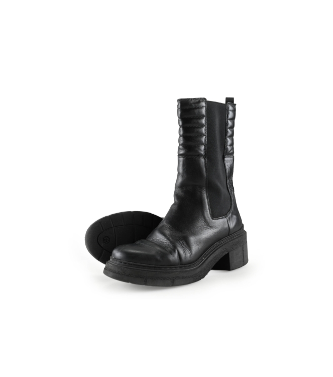 Unisa Chelsea boots