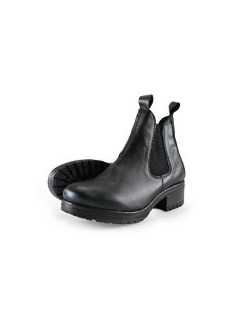 Nelson Chelsea boots