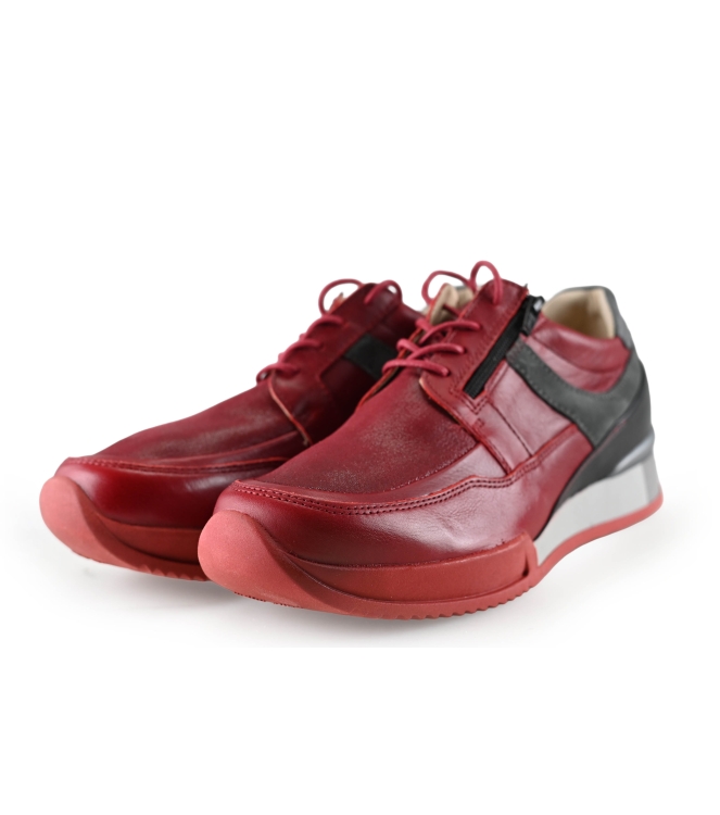 Wolff Sneakers