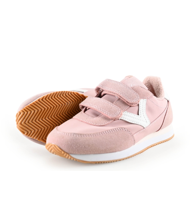 Victoria Sneakers