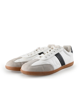 Only Sneakers