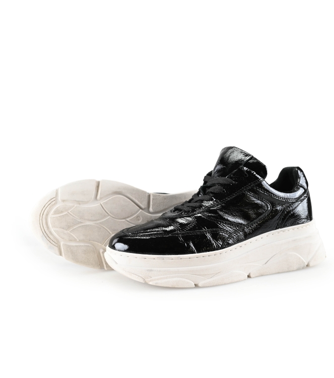 Manfield Sneakers