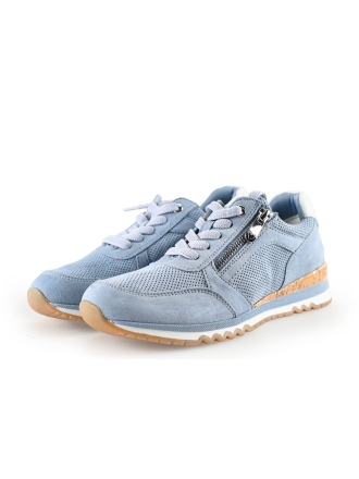 Nova Sneakers