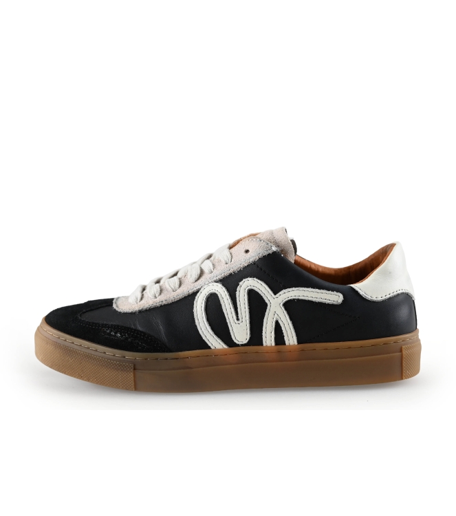 Manfield Sneakers